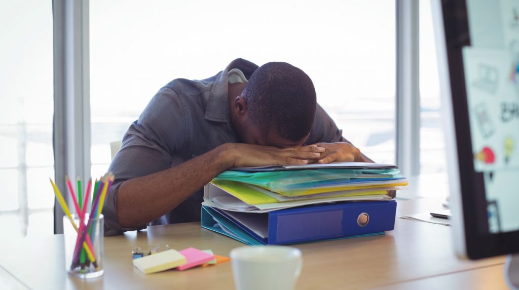 לא מצליח להירדם: פתרונות מעשיים לכל מי שלא מצליח להירדם